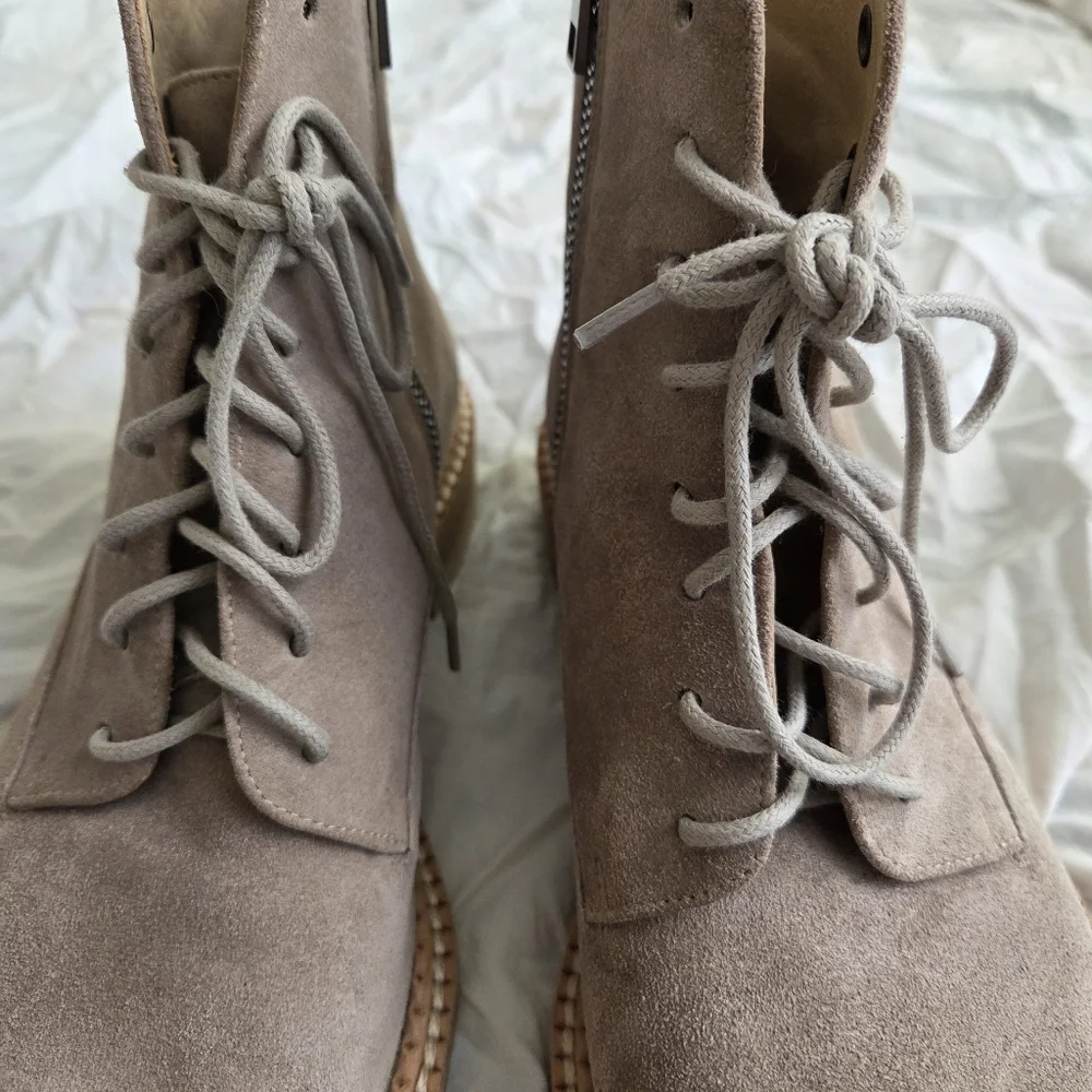 Vince Women's Cabria Suede Lace Up Ankle Boot Almond Toe Sz 7.5 - Picture 4 of 13